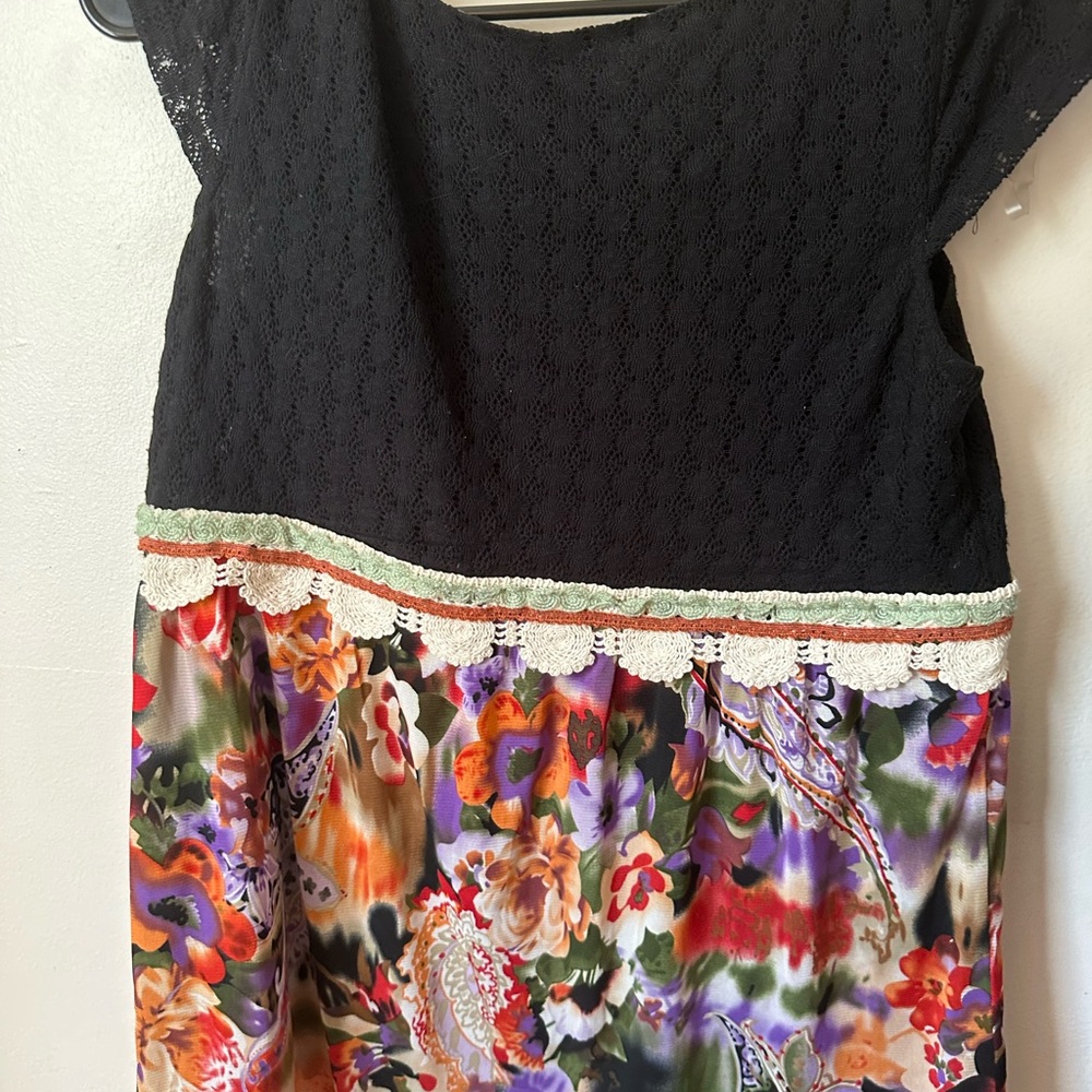 Floral Colorful Spring Summer V Neck Blouse Medium Crochet floral print tunic - Picture 10 of 12